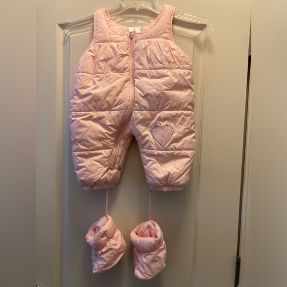 London Fog Pink Snow Bib with attached booties - size 12 months - NWOT - Picture 2 of 7